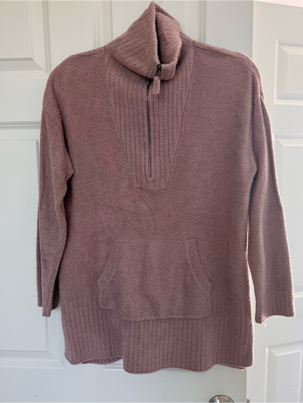 Barefoot Dreams pullover, M